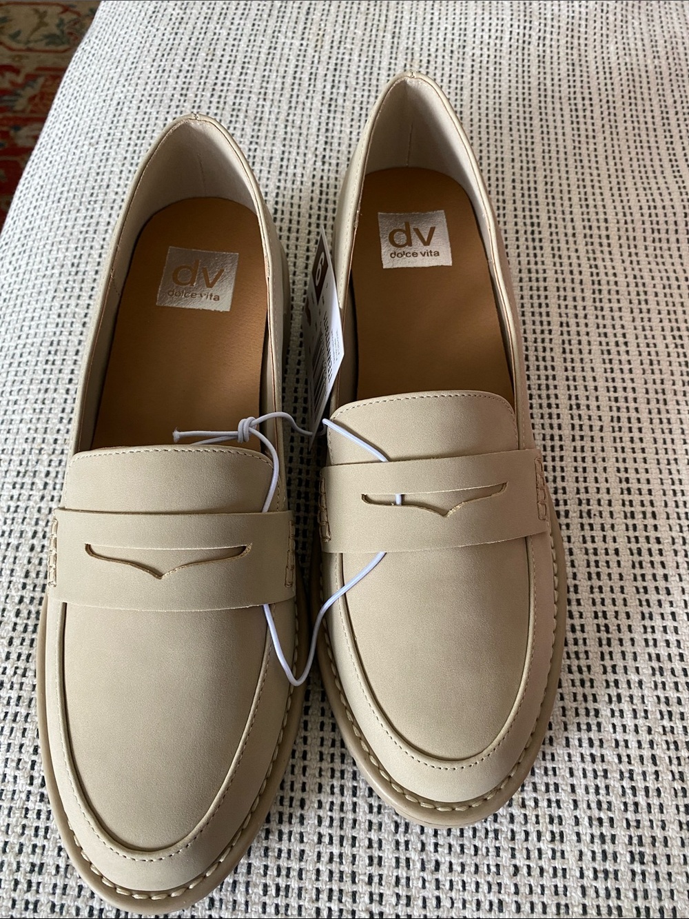 New in box size 9 Dolce Vita Neutral Tan Nubuck Penny Loafers